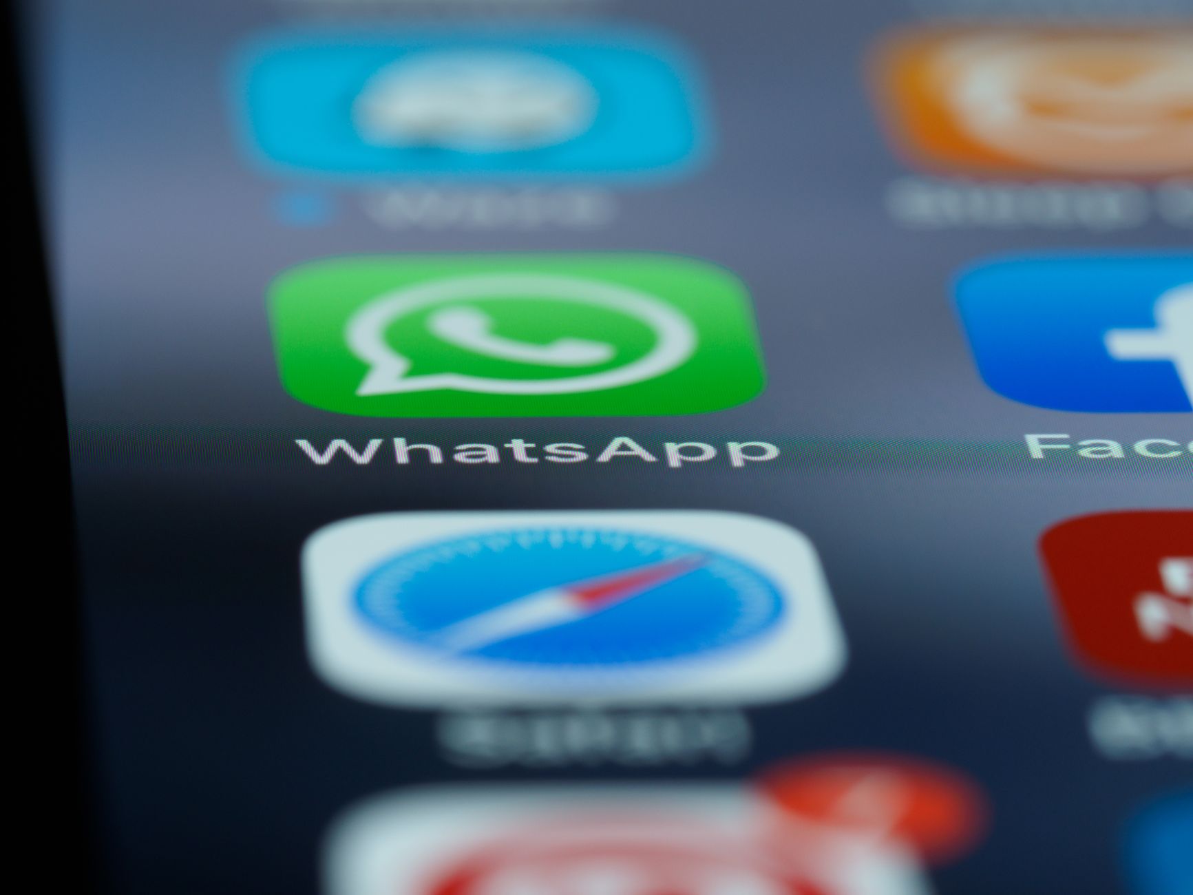 Telegram vs Discord vs WhatsApp: яка платформа підійде вашій спільноті